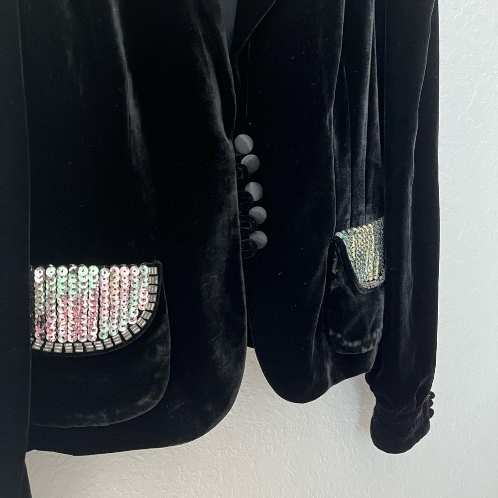 Woman’s Juicy Couture 
Black Velvet Blazer - Picture 6 of 9